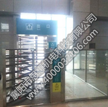 株洲南站矩形半高護(hù)欄組合